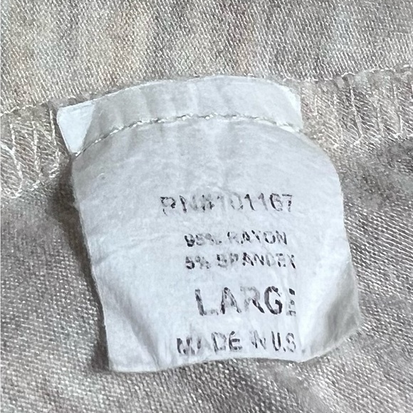 2/$20 Sale Pebble and Stone Off-The-Shoulder Fringe Top - Picture 3 of 3